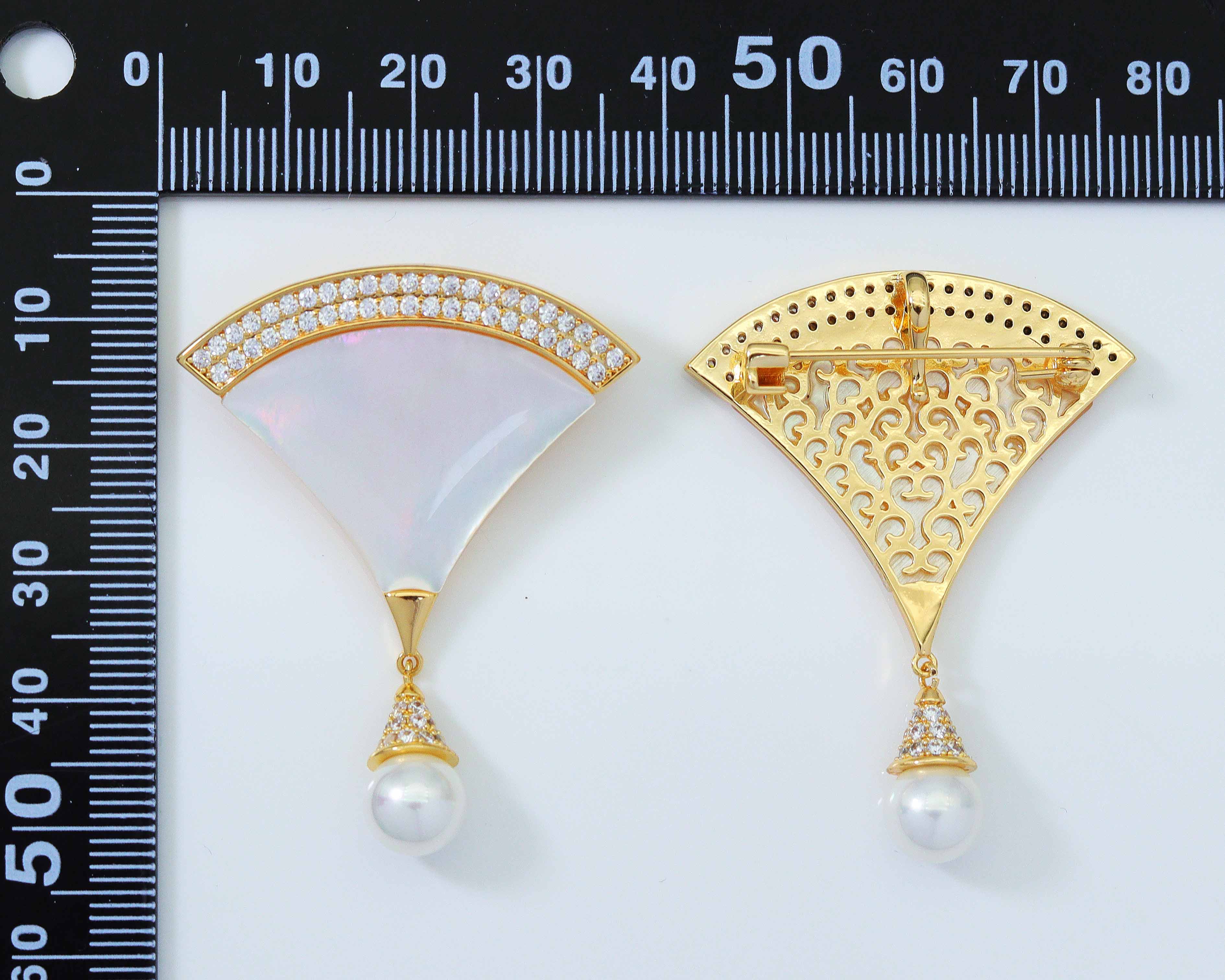 Mother of Pearl Fan Shape Pendant/Brooch Pin, sku#ZX73