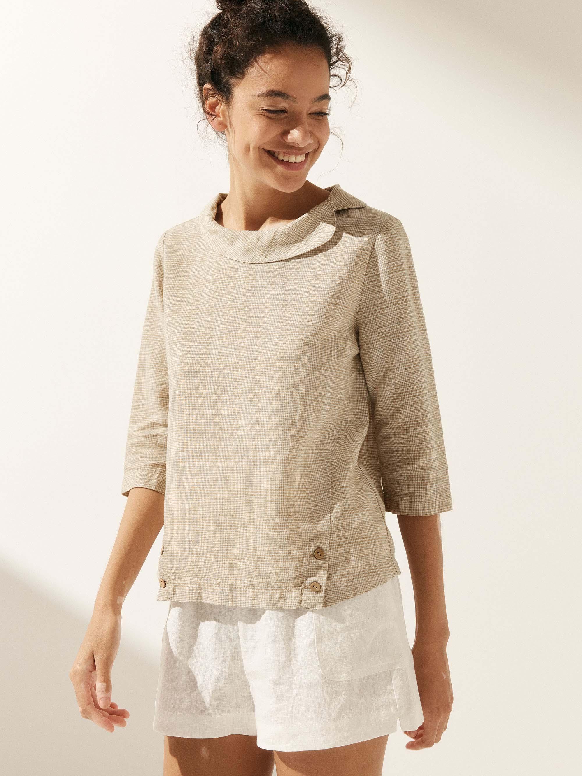 Linen Round Soft-Fold Collar Top LAURA