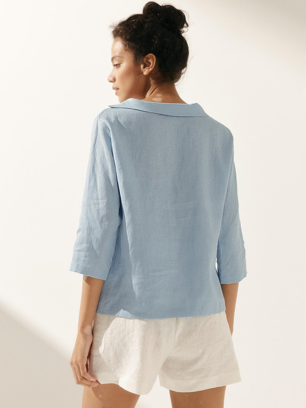 Linen Round Soft-Fold Collar Top LAURA