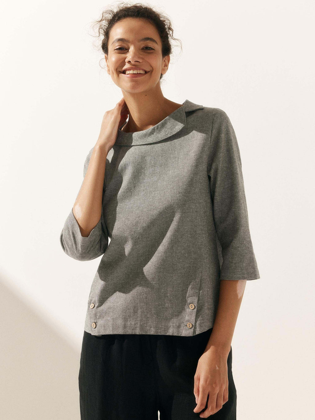 Linen Round Soft-Fold Collar Top LAURA-LINTICO