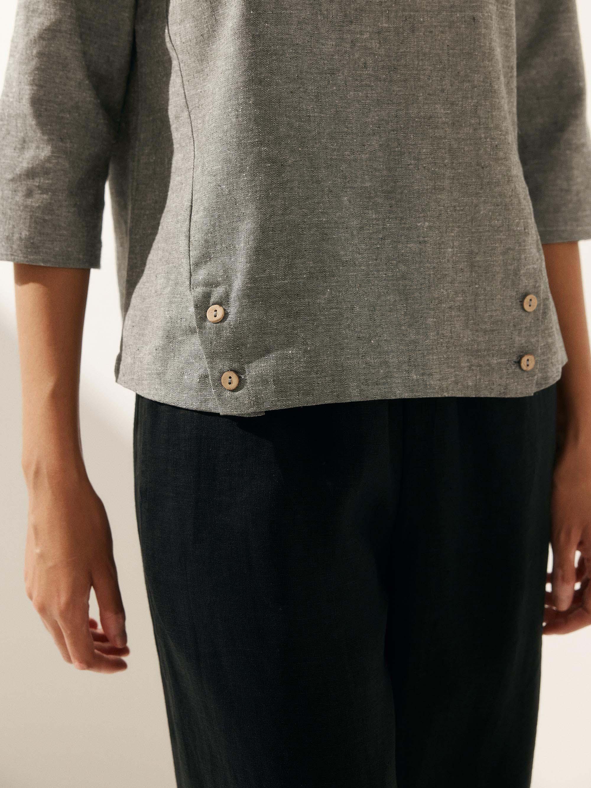 Linen Round Soft-Fold Collar Top LAURA