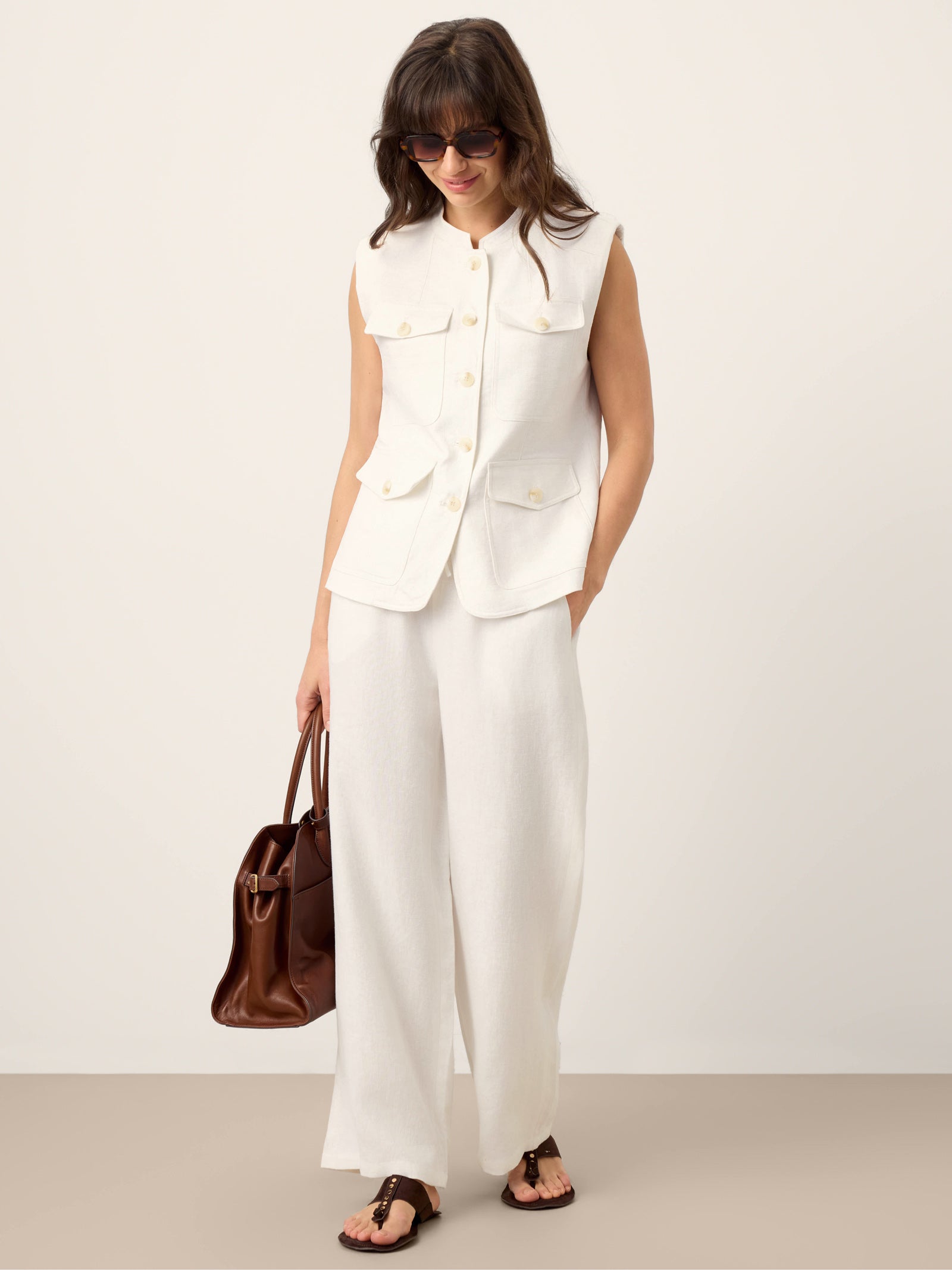 Linen Four-Pocket Tailored Sleeveless Vest COSIMA