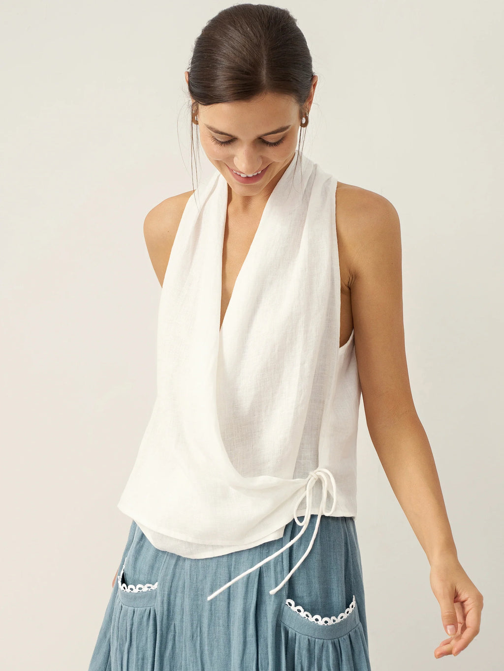 100% Linen Halter Neck Tie-Front Crop Top FAYE-LINTICO