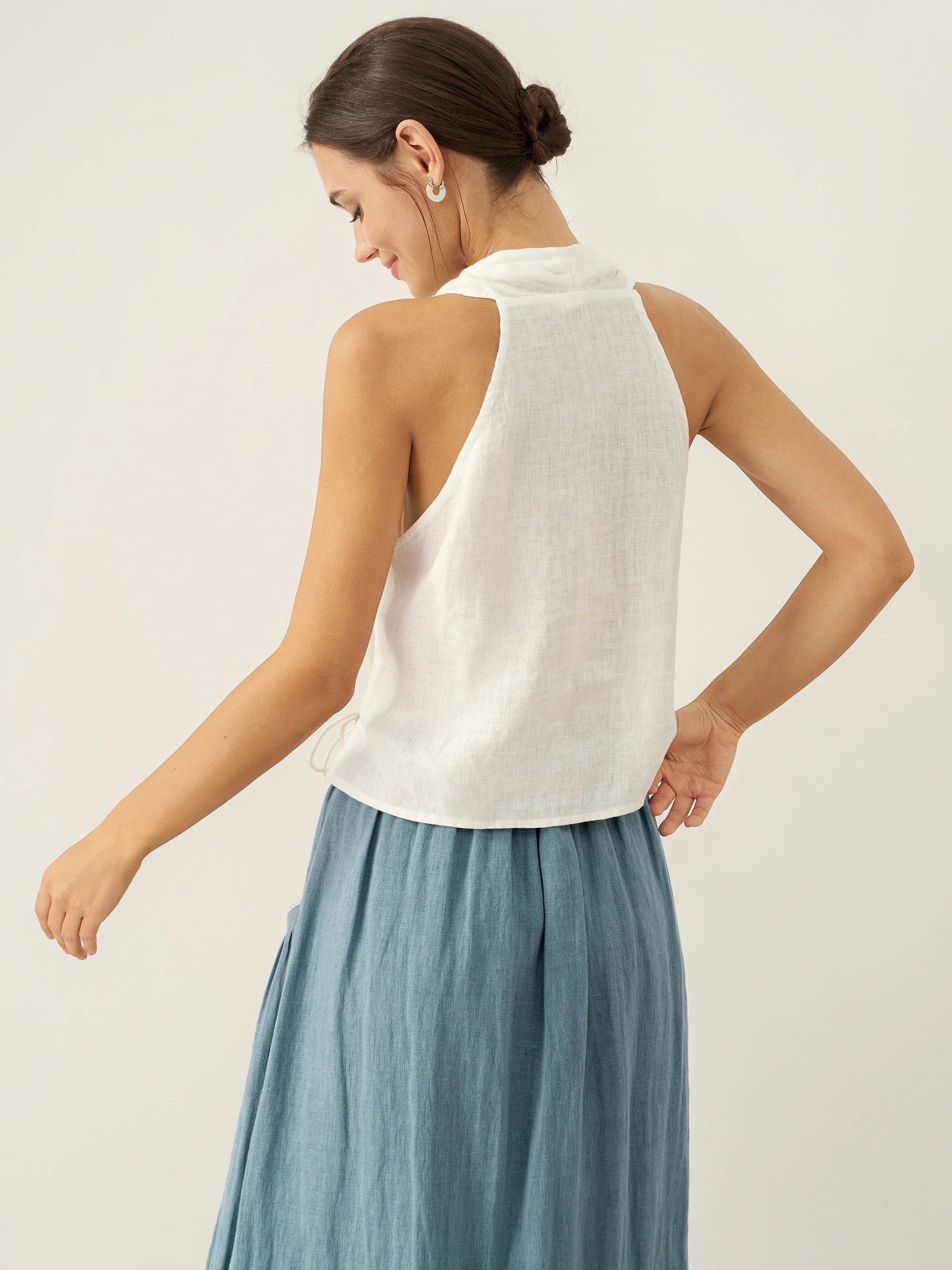 100% Linen Halter Neck Tie-Front Crop Top FAYE-LINTICO