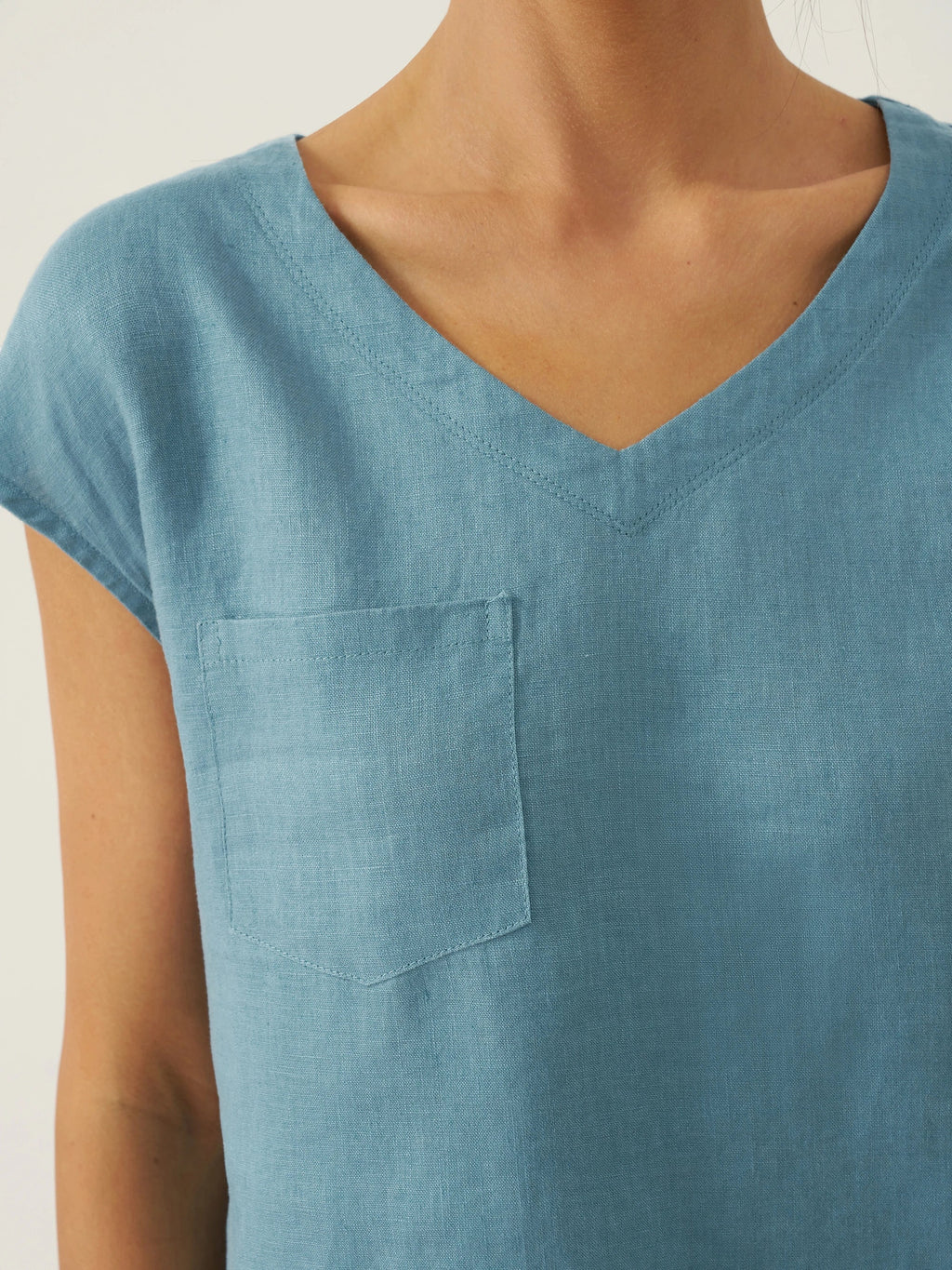 100% Linen V-Neck Cap Sleeve Crop Top FRESSA