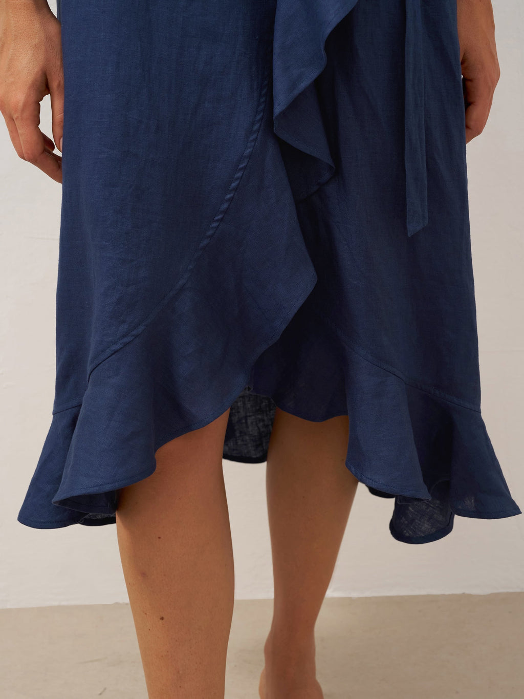 100% Linen V-Neck One-Piece Ruffle Hem Midi Dress MAYA-LINTICO