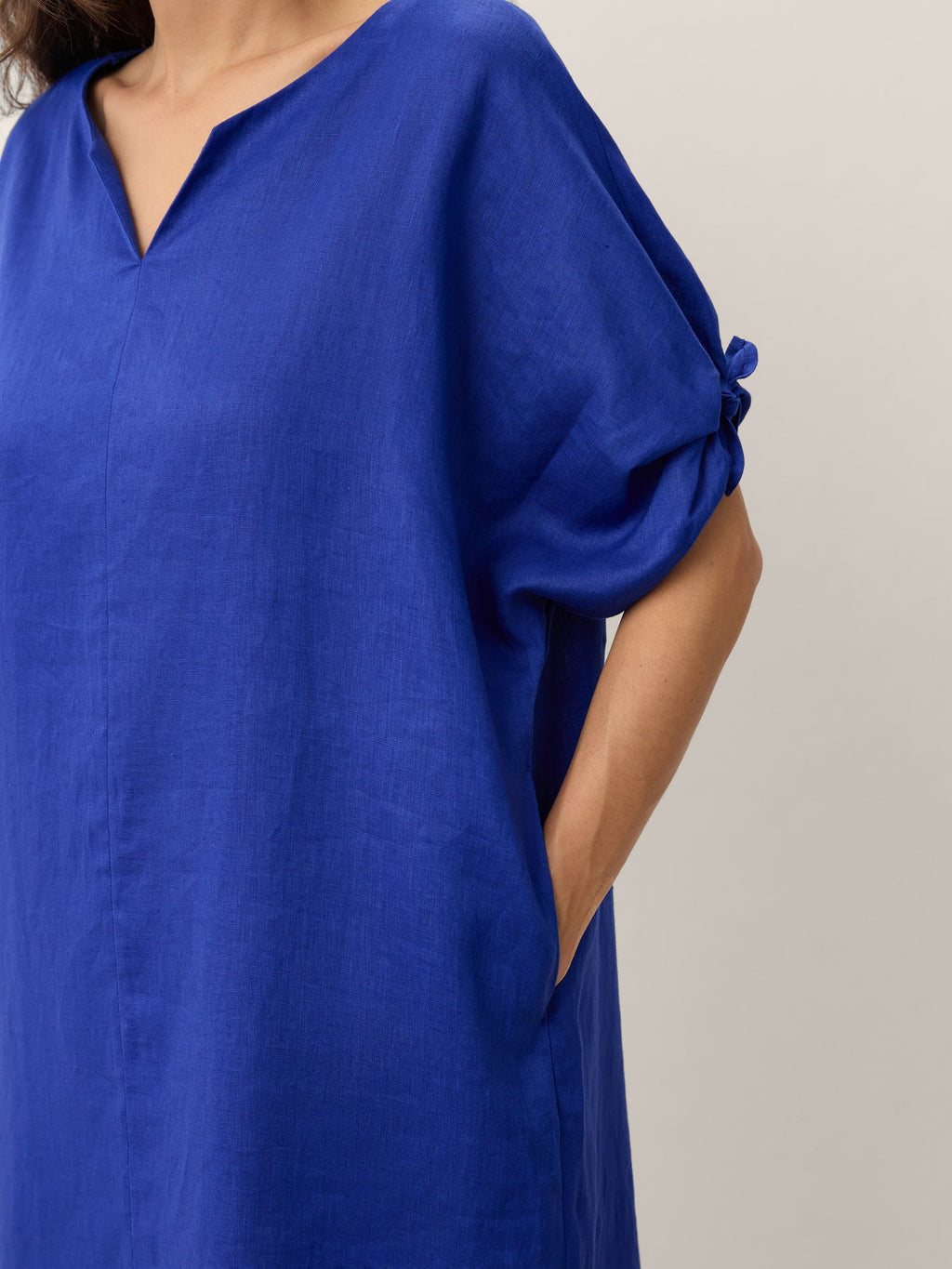 100% Linen Bow-Tie Cuff Split-Hem Midi Dress JESSAMINE