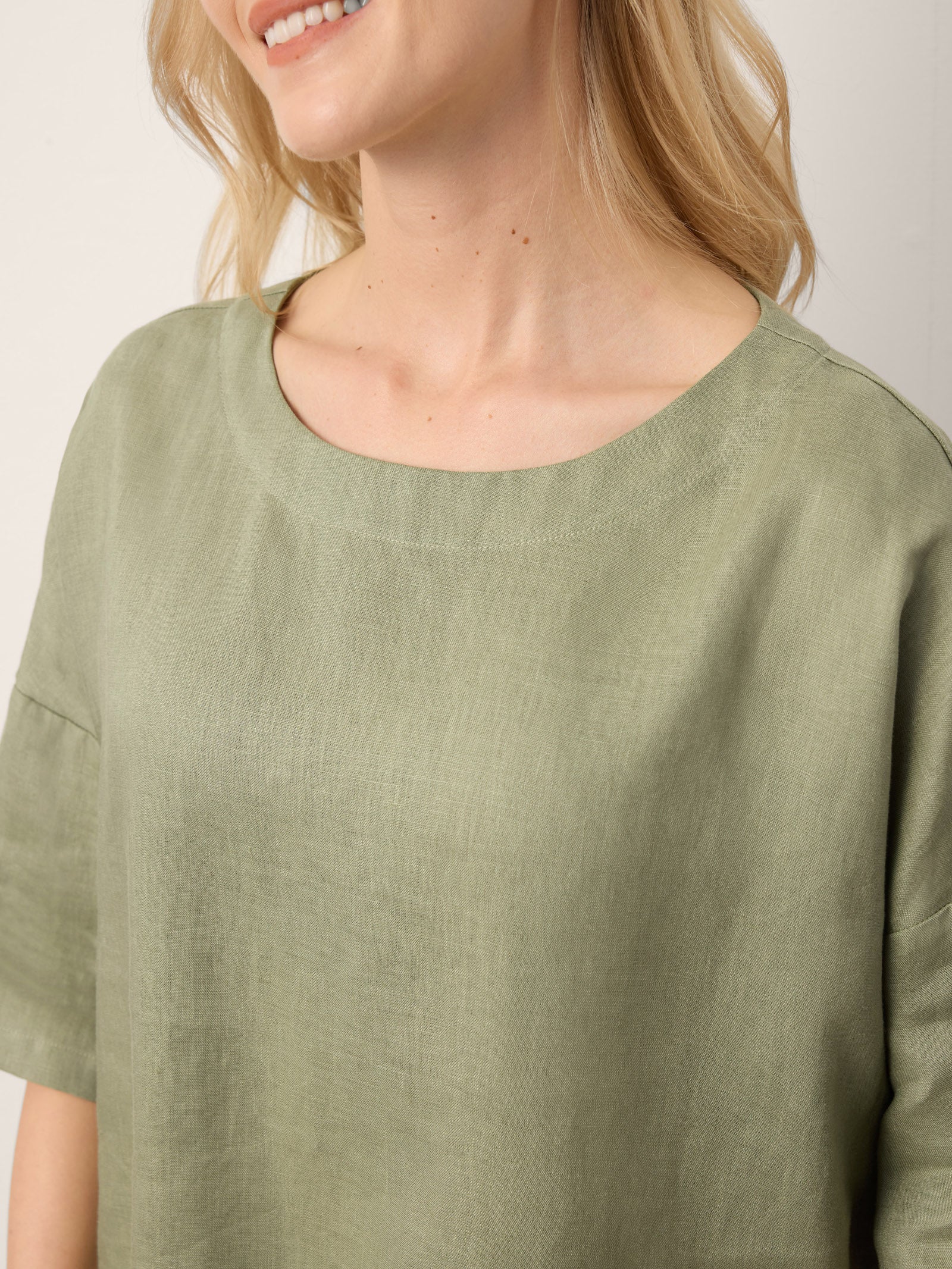 100% Linen Drop Shoulder Shirred Back High-Low Hem Top LINDSEY