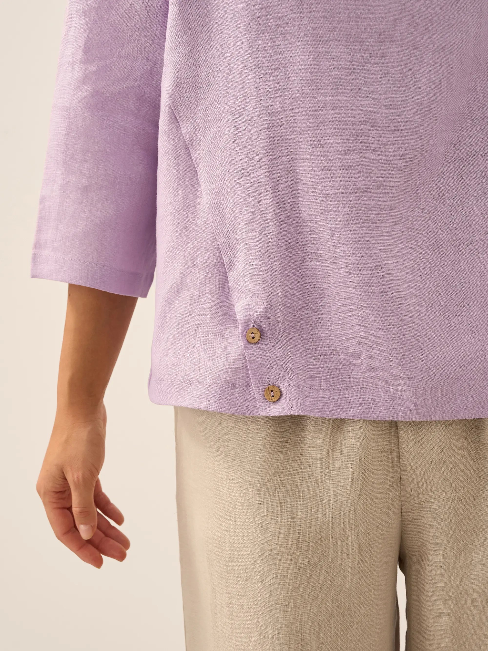 Linen Round Soft-Fold Collar Top LAURA