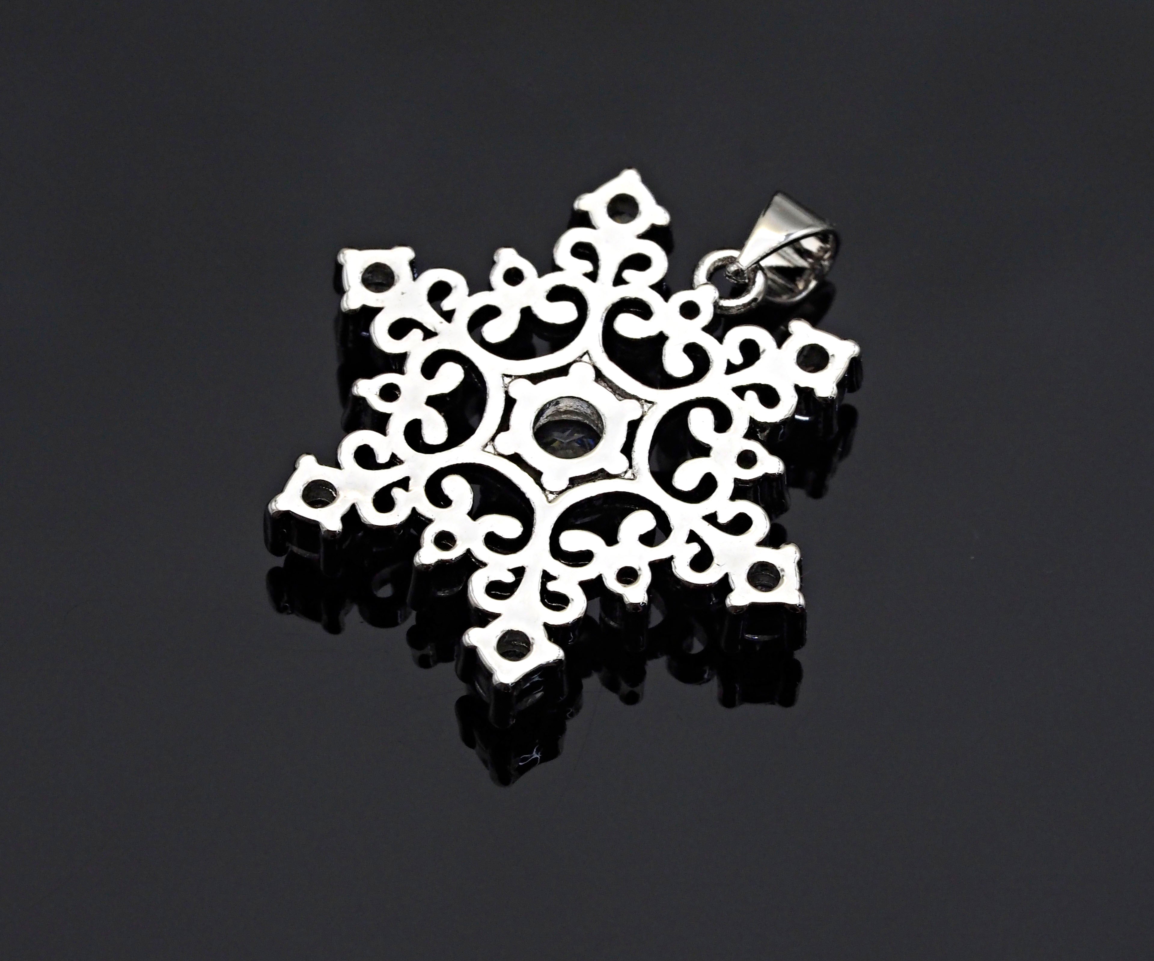CZ Micro Pave Snowflake Pendant, Gold/Silver Plated Jewelry, Snowflake Charm Pendant, 26x23mm,sku#F1220