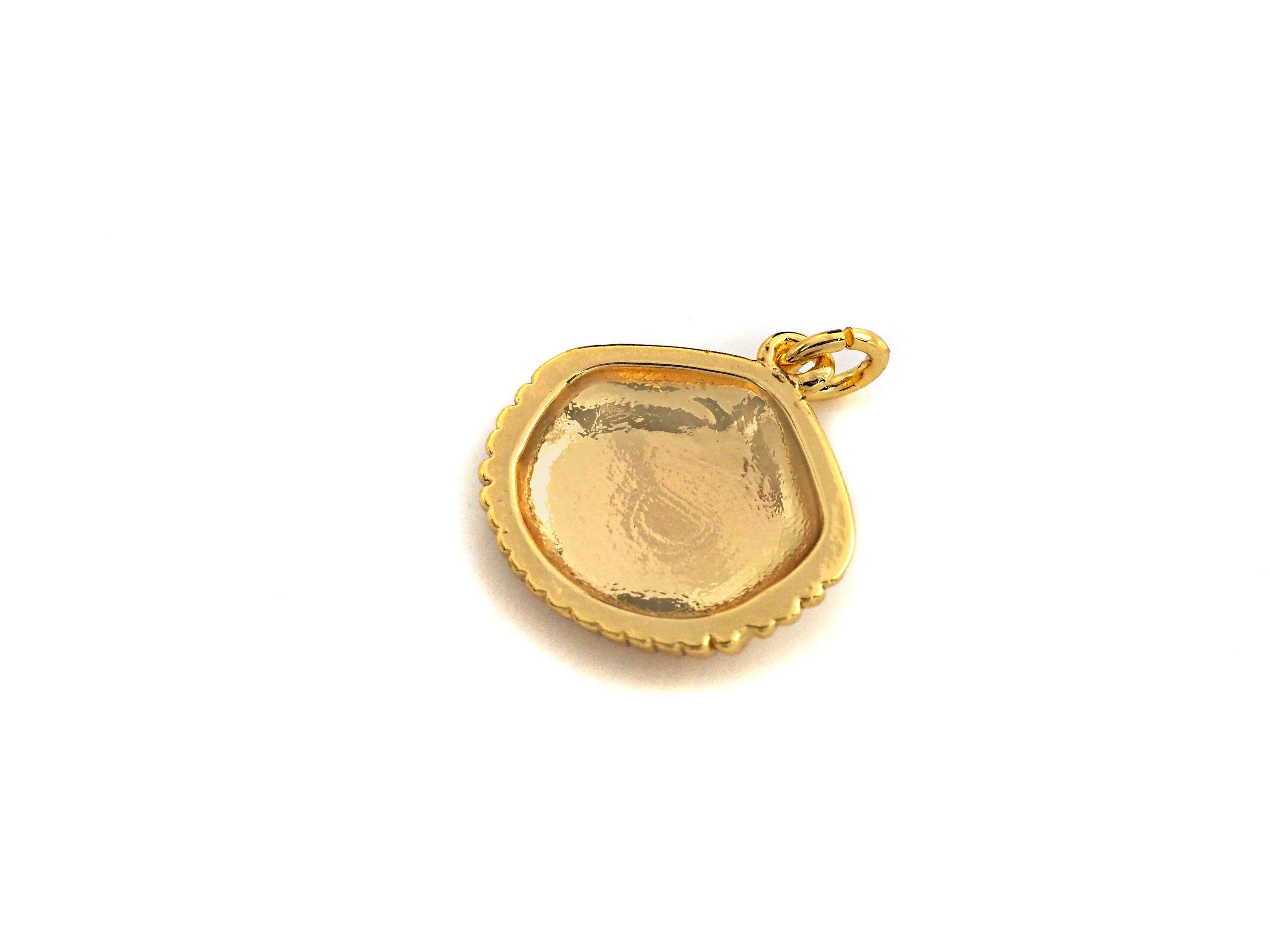 Sea Shell Shaped Pendant/Charm, Gold Scallop Shell Pendant, Beach Jewelry, Shell Jewelry, 15mm,sku#Z696
