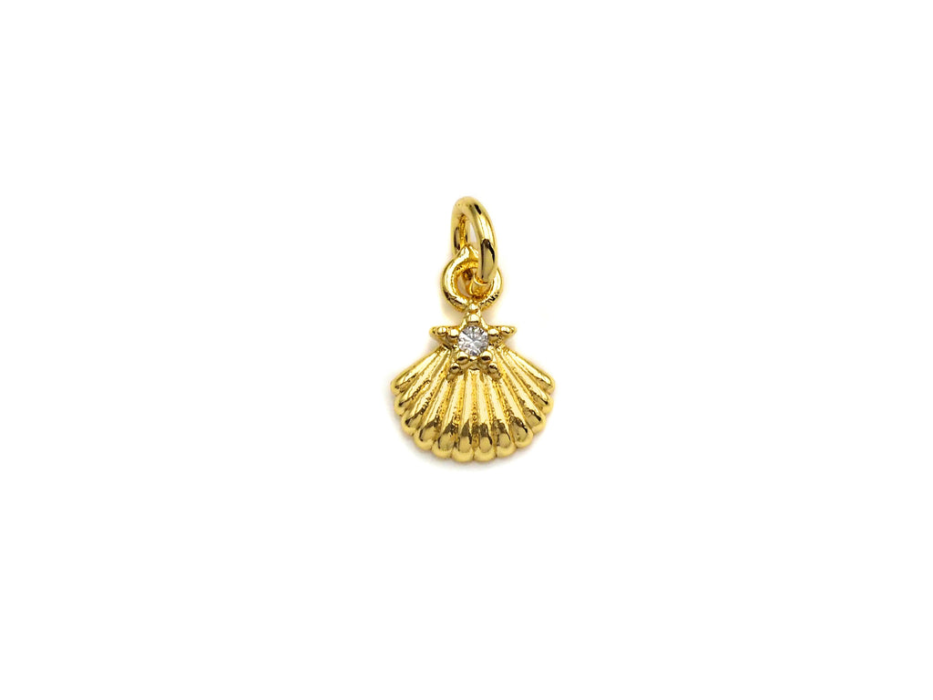 Tiny Star On Shell Shaped Pendant/Charm, Shell Cubic Zirconia Pendant Charm, Gold Shell Charm, 8x10mm,sku#Z807