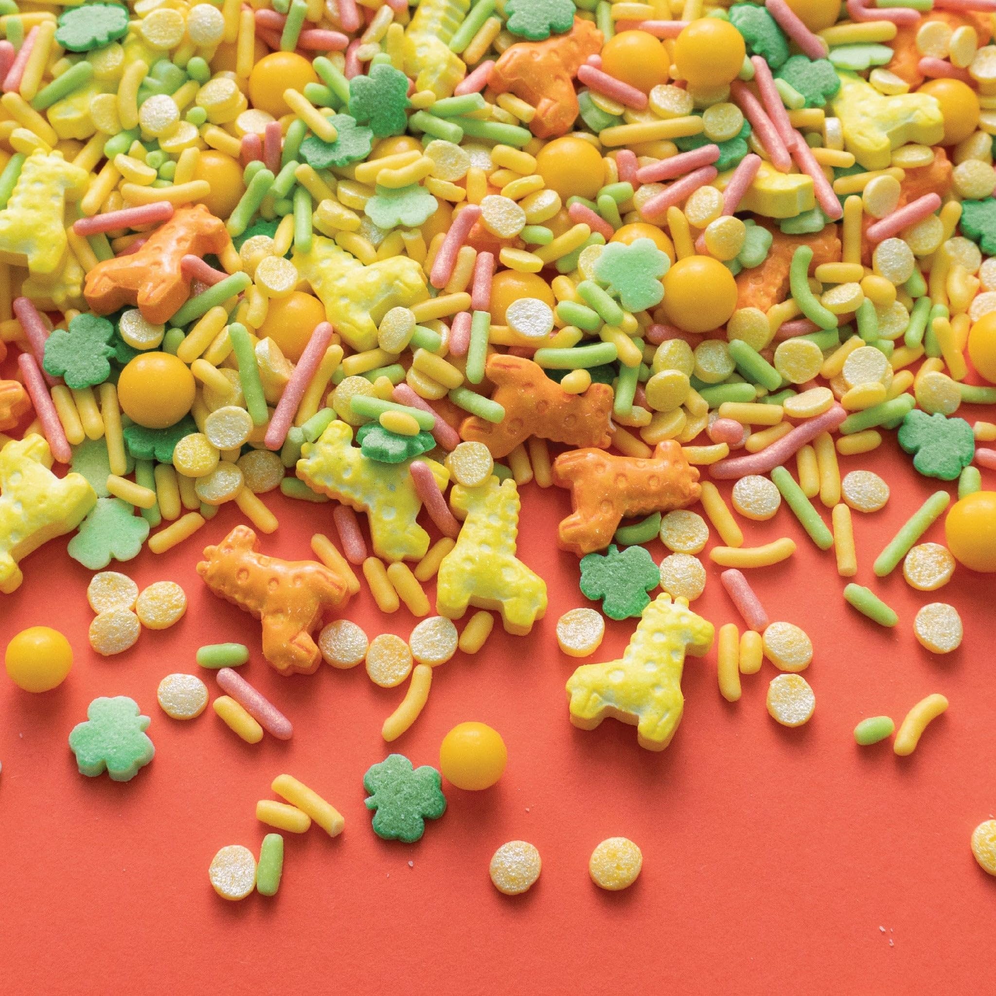 Edible Giraffes In The Safari Theme Sprinkles & Sugar Shape Decorations By Oasis Supply