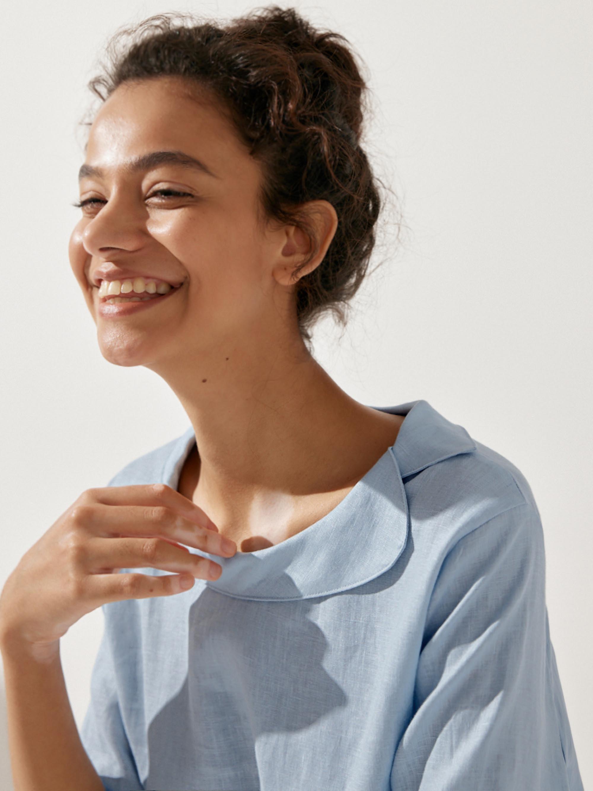 Linen Round Soft-Fold Collar Top LAURA-LINTICO