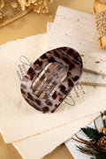 Robin Oval Hair Claw Clip-Threaded Pear