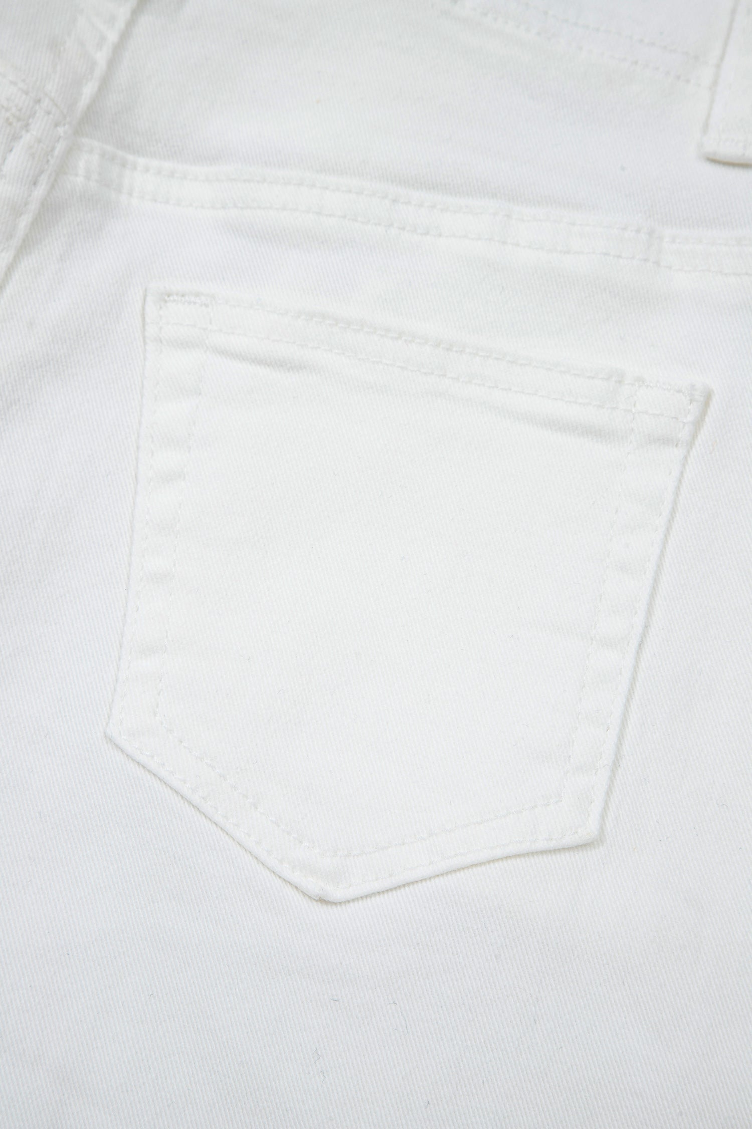 Patricia Ankle Length Loose Jeans-Threaded Pear