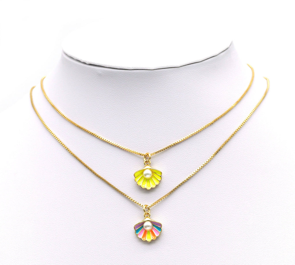 Pearl On Enamel Shell Pendant, Sku#F1462