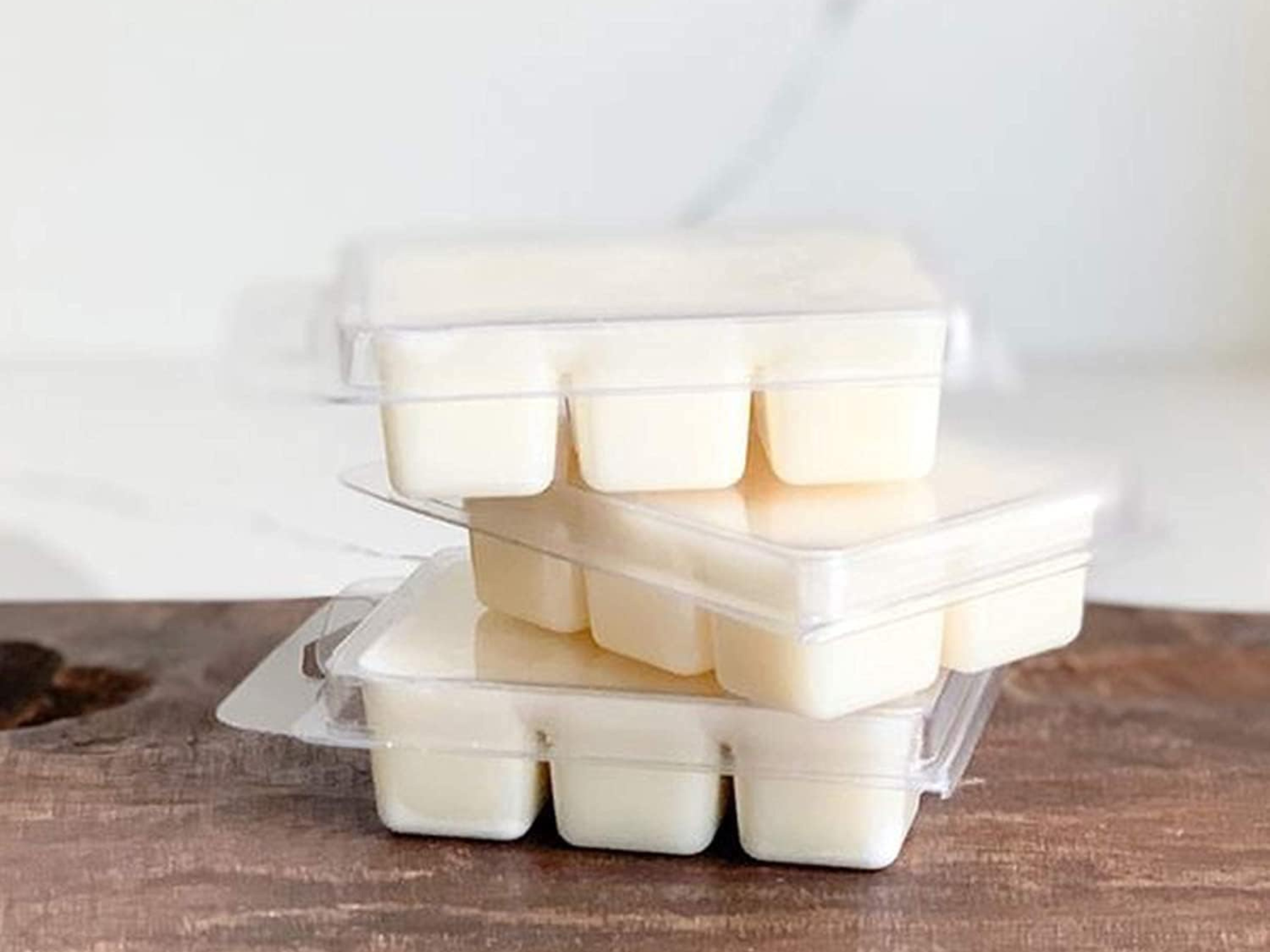 Clamshell Wax Melts - Cozy & Comforting  – Warm, Inviting Scents for Relaxation & Seasonal Gifting