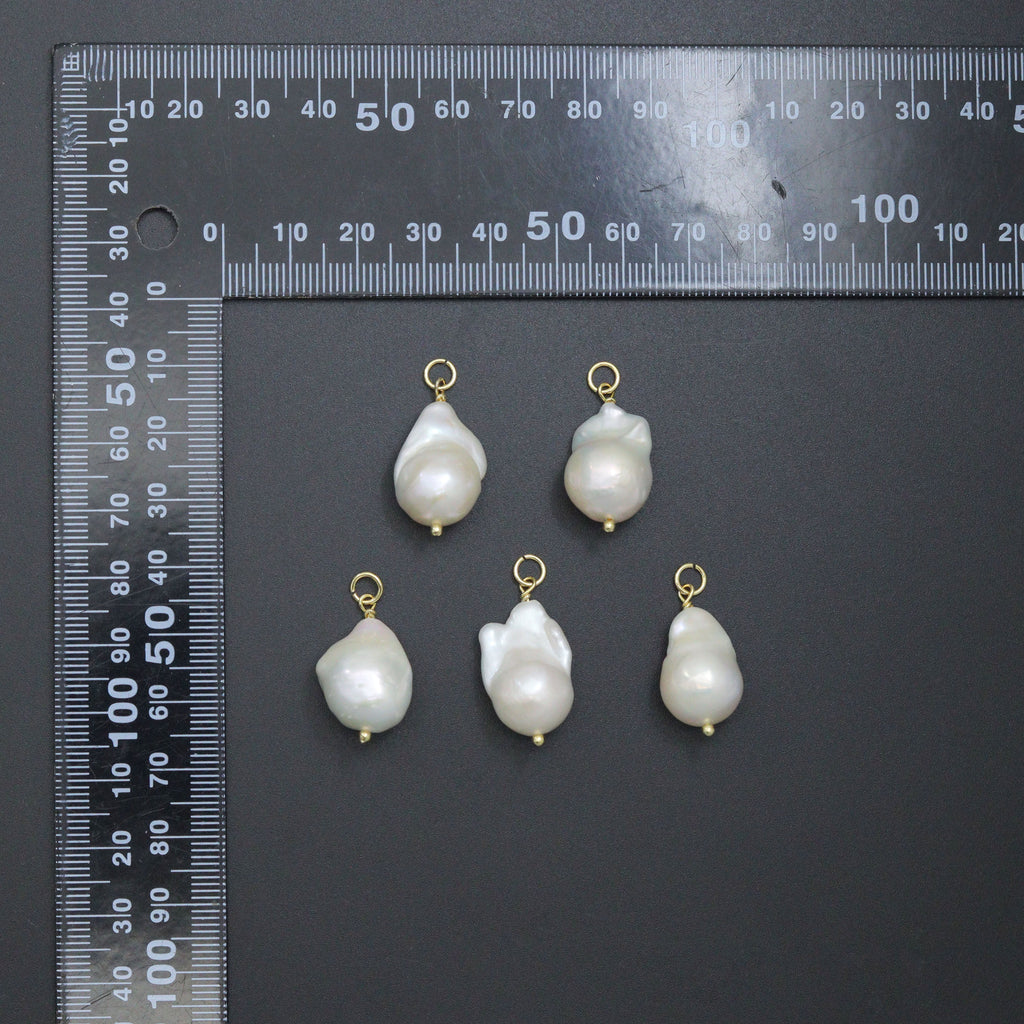 Natural Baroque Pearl Pendant charm, Sku#EF802