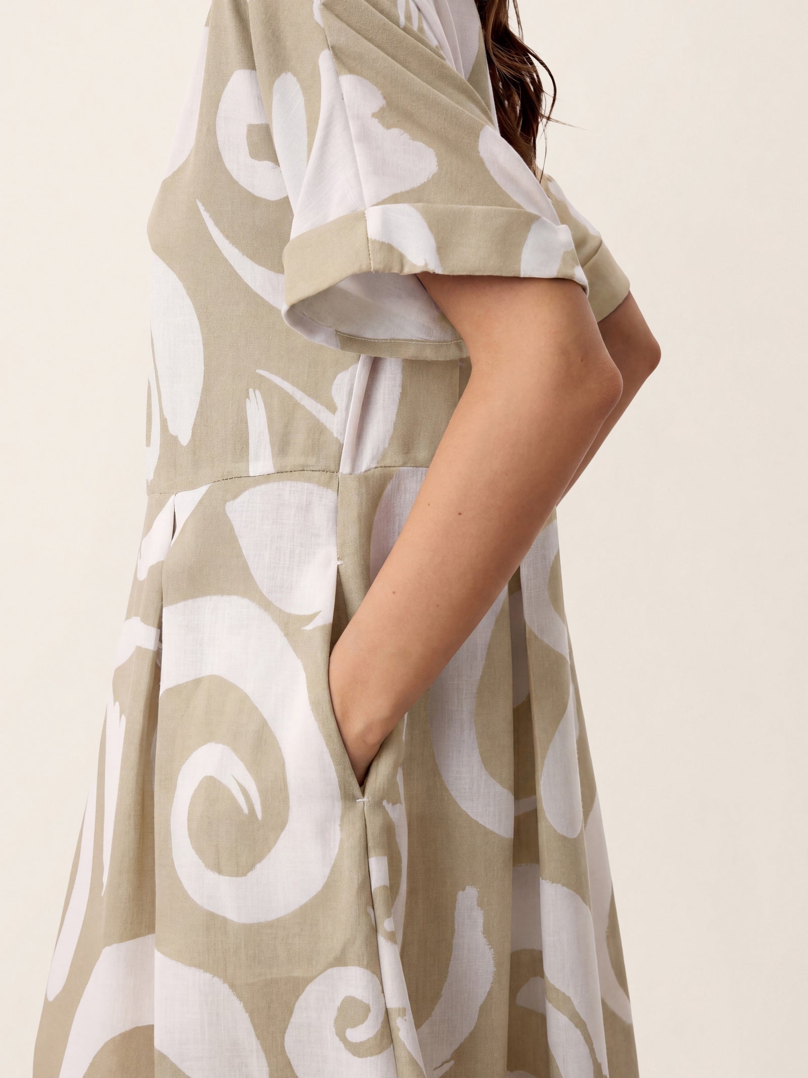 Linen Abstract-Print Pleated-Waist Midi Dress PRIYA-LINTICO
