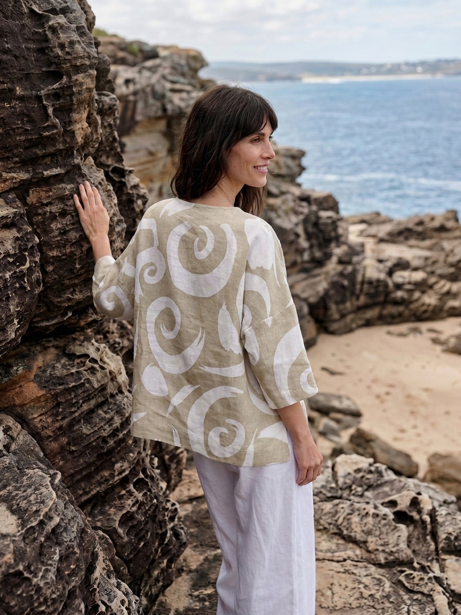 Linen Layered Asymmetric Top NOREEN