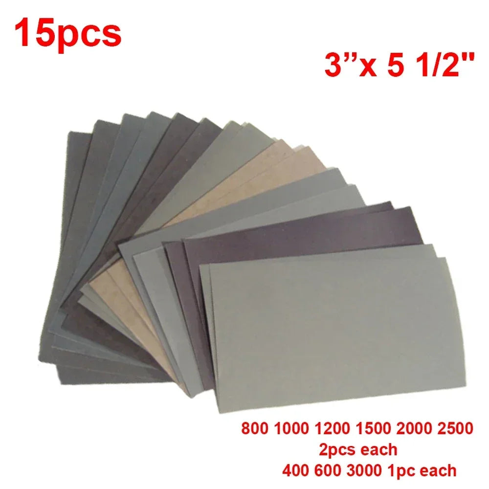 15 sandpaper sheets arranged in a fan-like pattern with size and quantity information.
