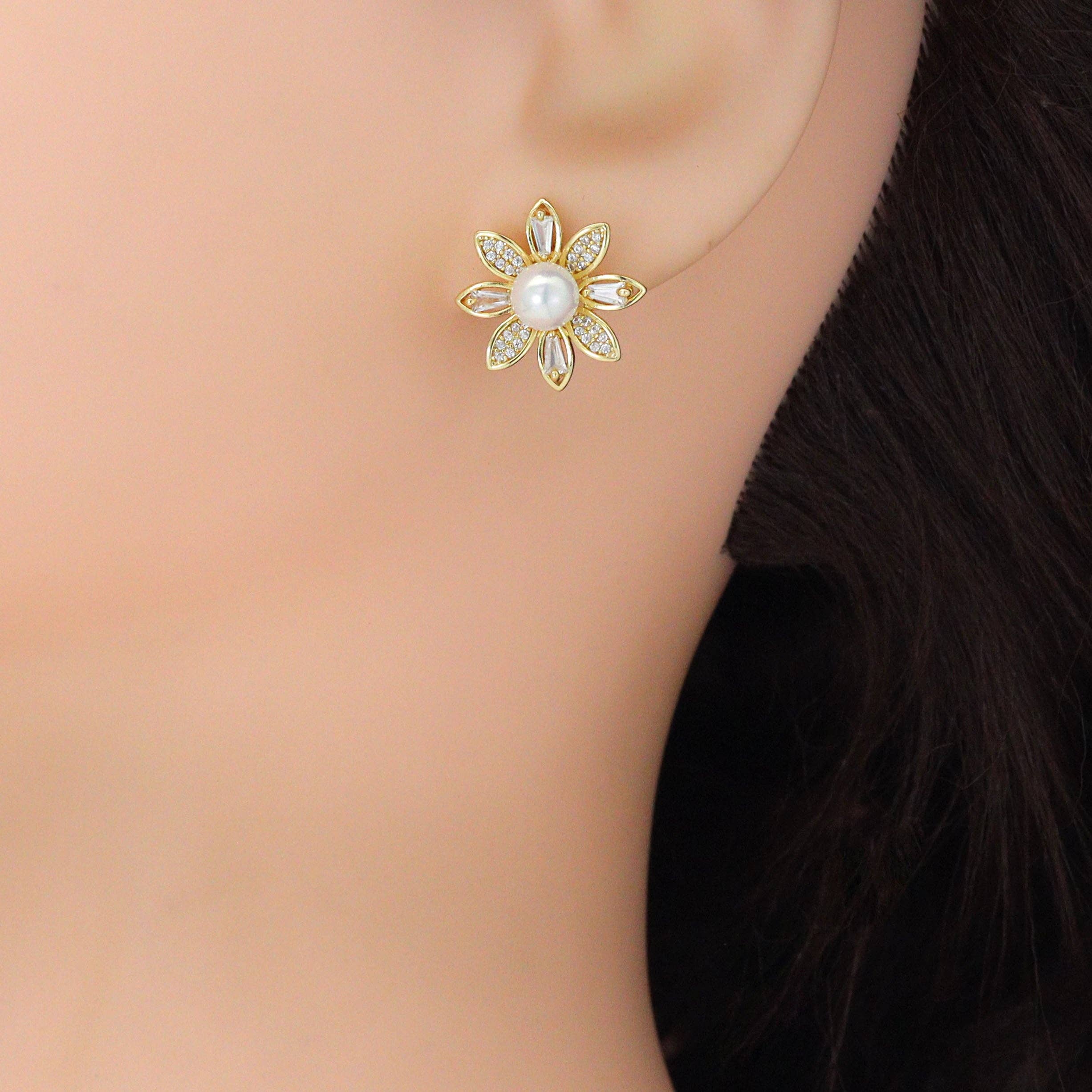 Pearl Sunflower Stud Earrings, Sku#ZX230