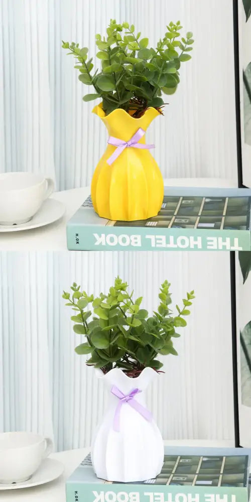 Pastel Ruffled Ceramic Vase for Dried Flowers