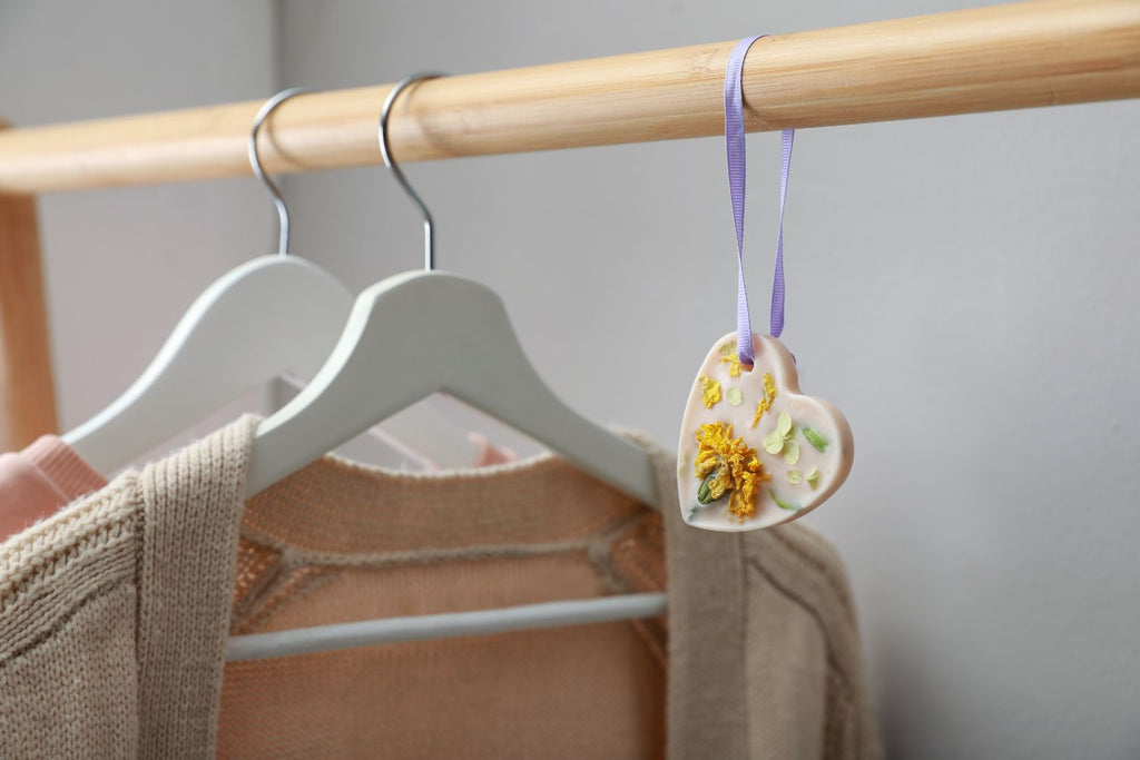 Botanical Wax sachet - Fall & Winter – Cozy, Woodsy & Spiced Scents for the Cooler Seasons